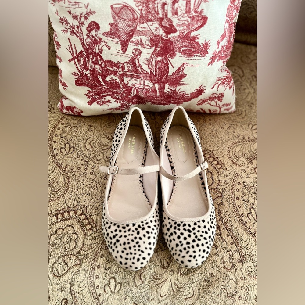 Isaac Mizrahi Ballet Suede Flats